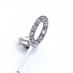Boucles d'oreilles longues en or blanc et perles