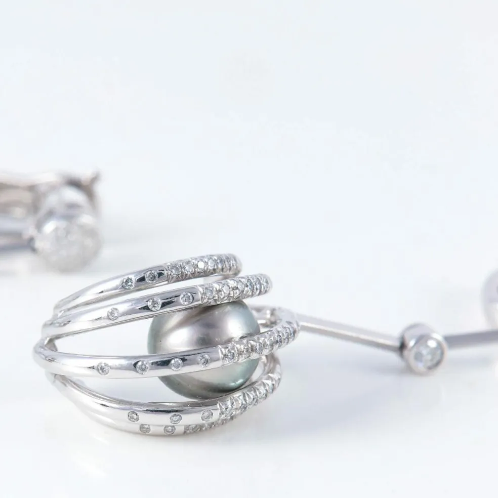 Boucles d'oreilles Lorenz Baümer en Or, Diamants et Perles de Tahiti