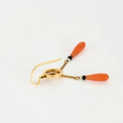 Boucles d'oreilles Napoléon III corail perles onyx