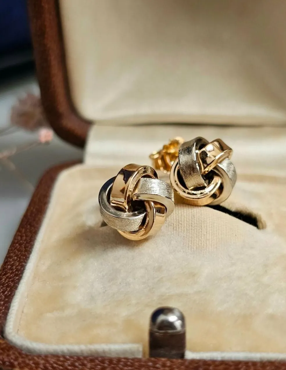Boucles d'oreilles nœuds or jaune et blanc