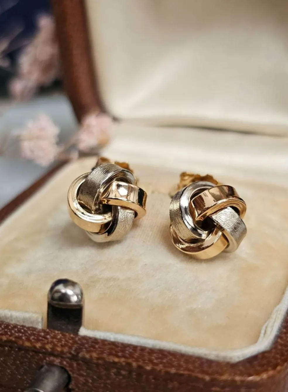 Boucles d'oreilles nœuds or jaune et blanc