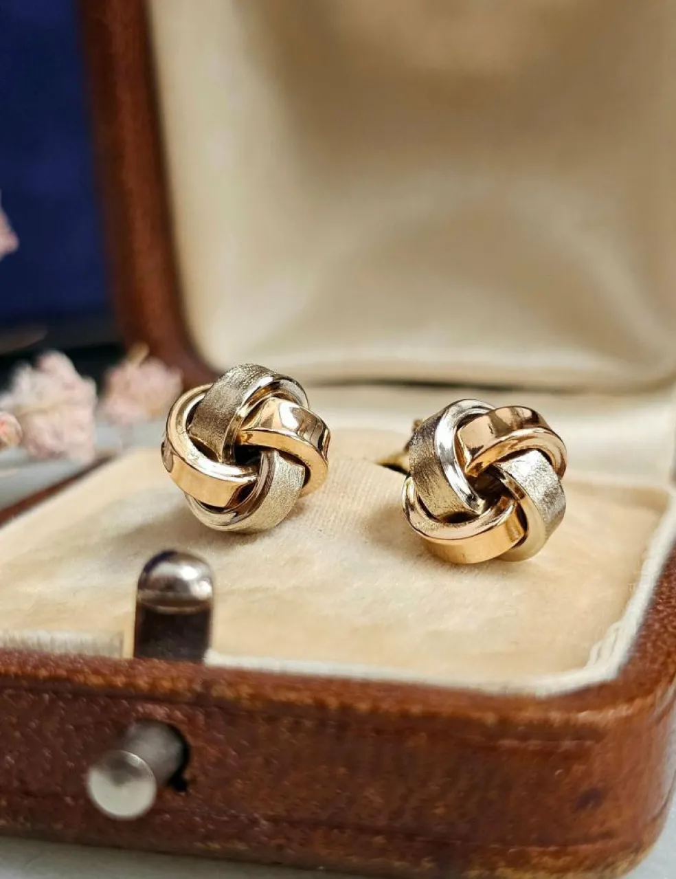 Boucles d'oreilles nœuds or jaune et blanc
