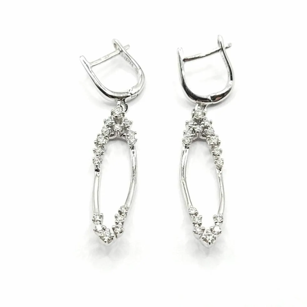 Boucles d'oreilles or blanc diamants