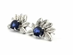 Boucles d'oreilles or blanc avec saphirs et diamants