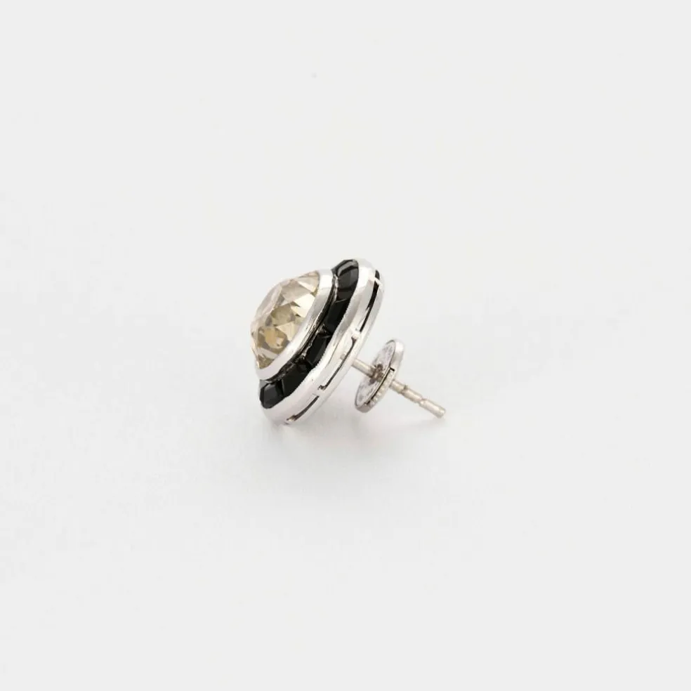 Boucles d'oreilles or blanc, diamants et onyx