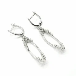 Boucles d'oreilles or blanc diamants