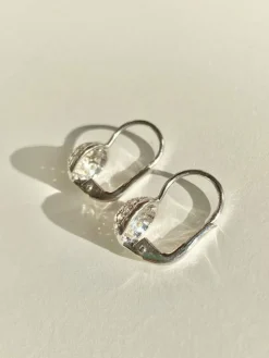 Boucles d'oreilles or blanc diamants