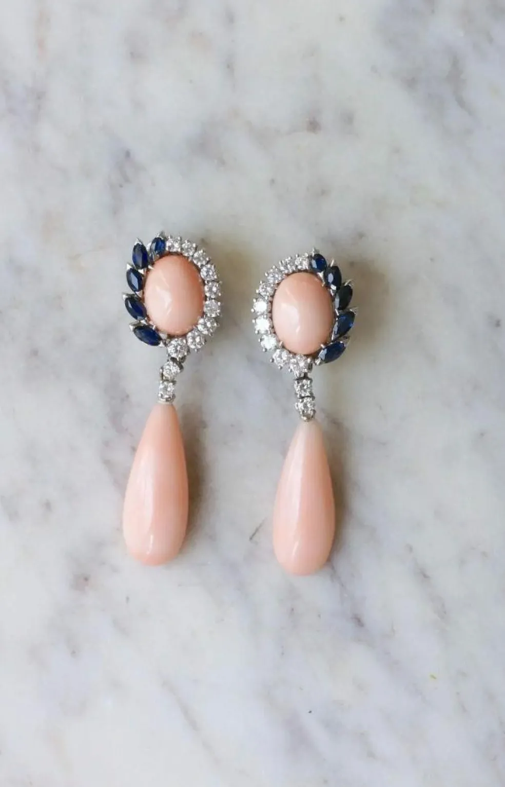Boucles d'oreilles or blanc diamants et saphirs