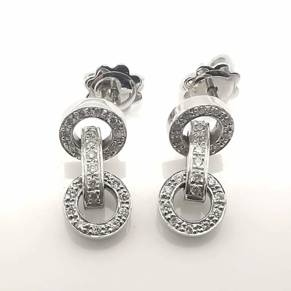 Boucles d'oreilles or blanc diamants