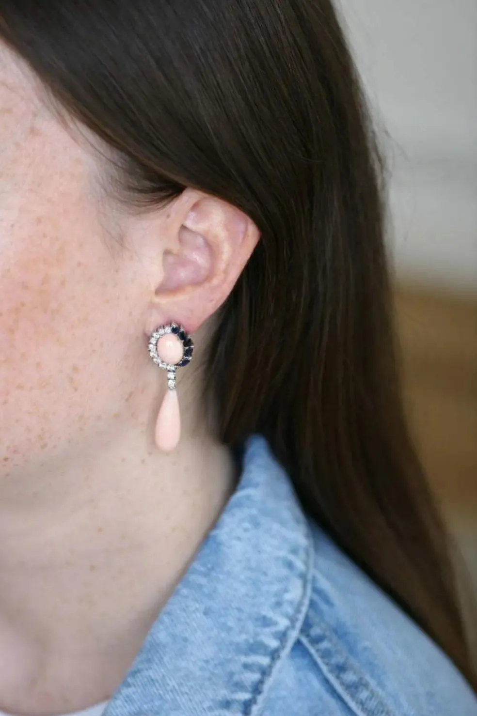 Boucles d'oreilles or blanc diamants et saphirs