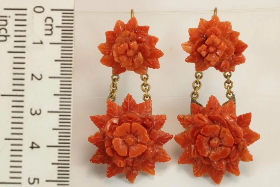 Boucles d'oreilles Or et Corail