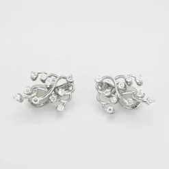 Boucles d'oreilles, or gris, diamants