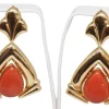 Boucles d'oreilles or jaune et corail