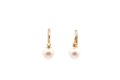 Boucles d'oreilles or jaune, perles de culture et diamants