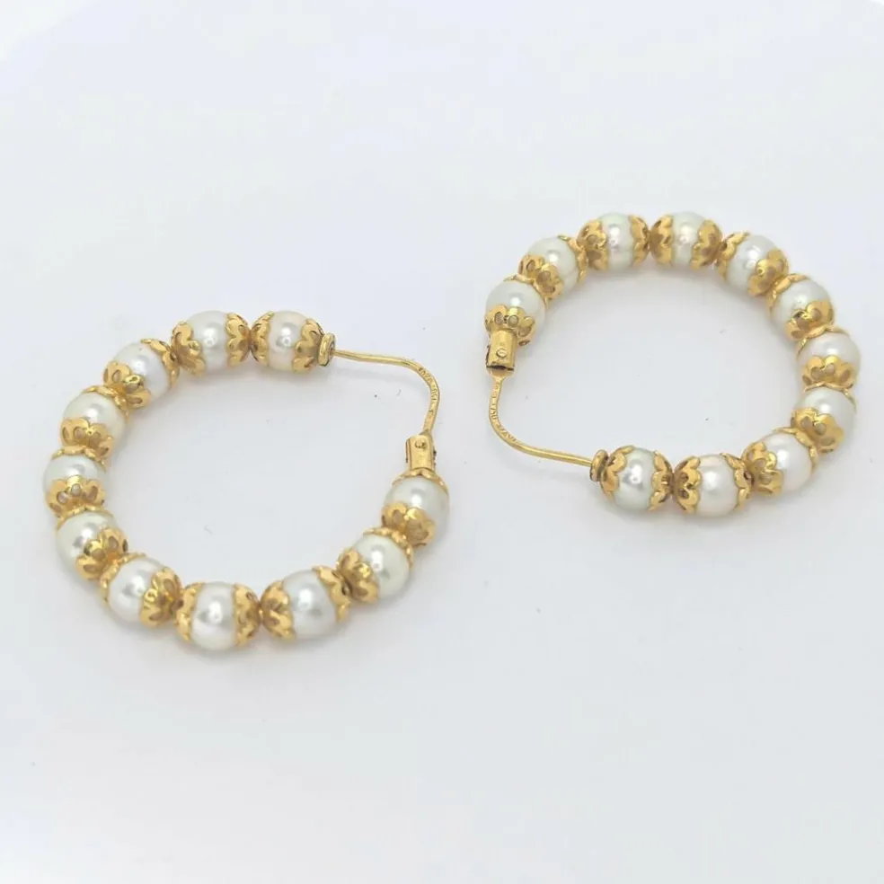 Boucles d'oreilles or jaune et perles