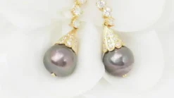 Boucles d'oreilles or jaune diamants perles de Tahiti