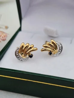Boucles d'oreilles or jaune et or blanc Saphirs