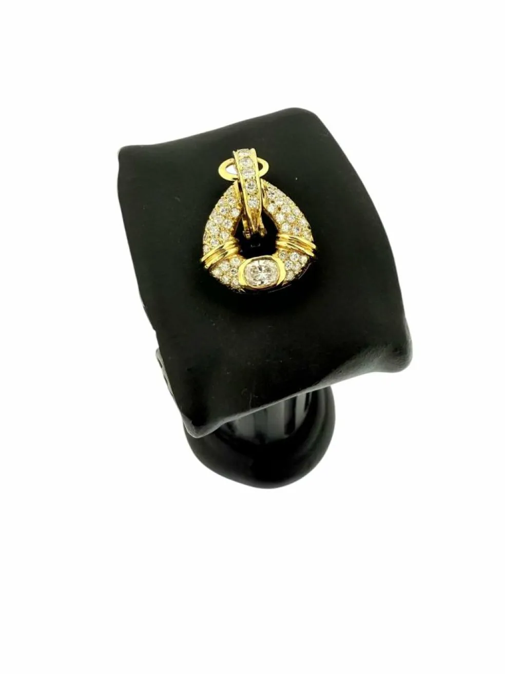 Boucles d'oreilles or jaune avec diamants naturels de 2,50 carats certifiés HRD