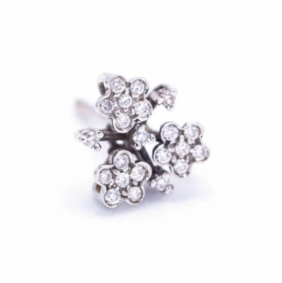 Boucles d'oreilles PASQUALE BRUNI Or blanc fleur de Diamants