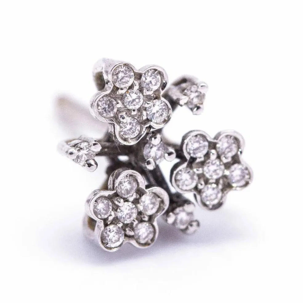 Boucles d'oreilles PASQUALE BRUNI Or blanc fleur de Diamants