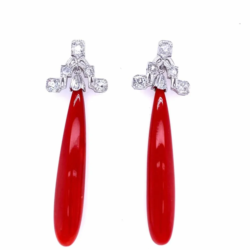 Boucles d'oreilles pendantes Art déco Diamants et Corail