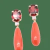 Boucles d'oreilles pendantes en or jaune avec grenat et tanzanite