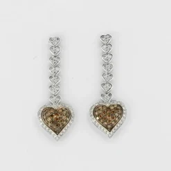 Boucles d'oreilles pendantes coeur diamants