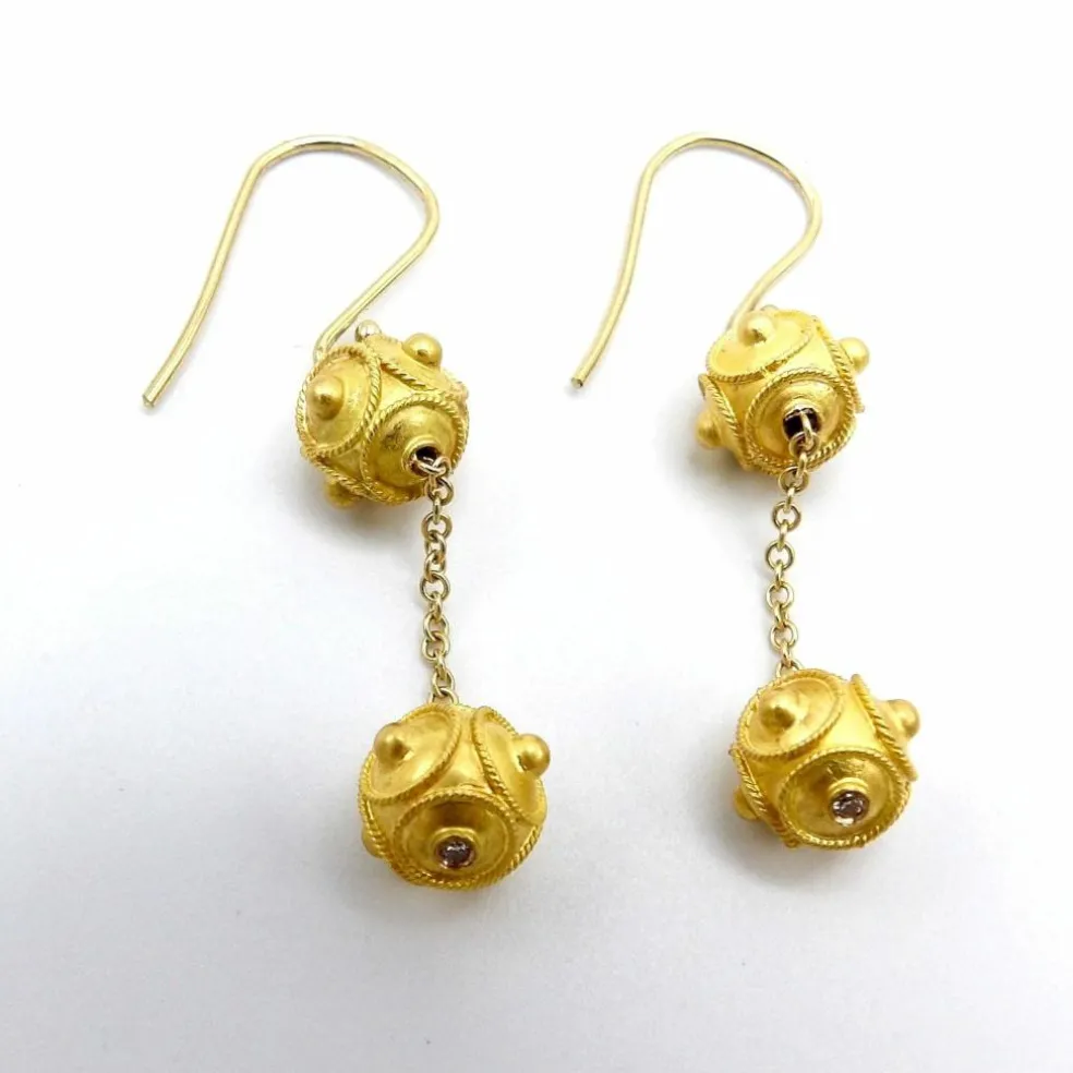 Boucles d'oreilles pendantes à double boule en or 18 carats de style étrusque