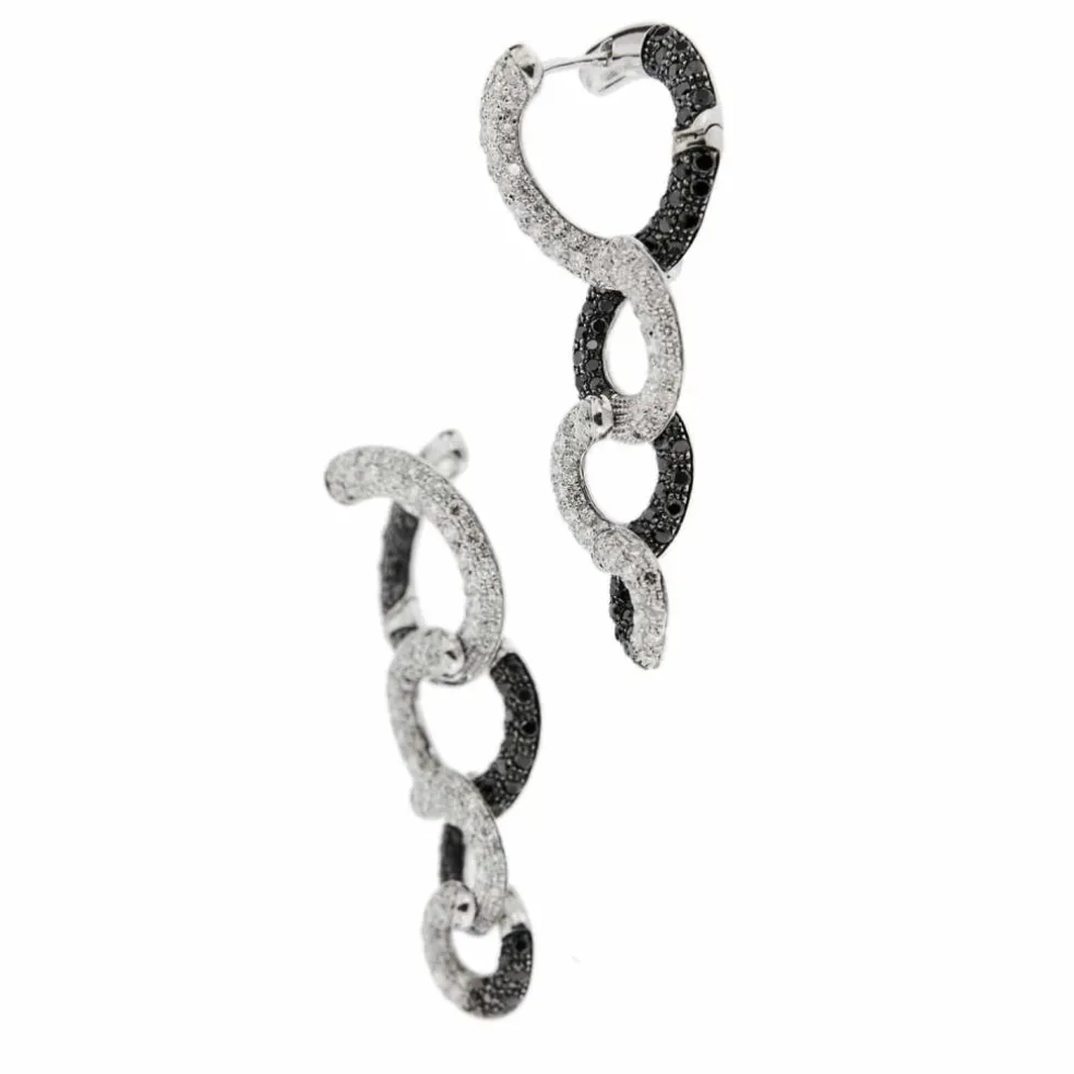 Boucles d'oreilles pendantes diamants noirs et blancs