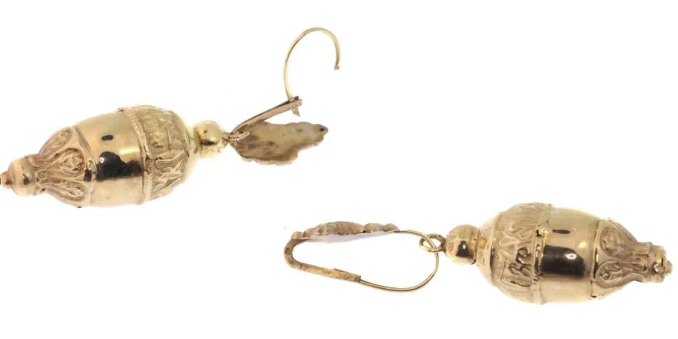Boucles d'oreilles pendantes en or