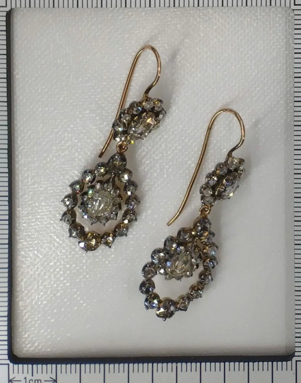 Boucles d'oreilles pendantes diamant