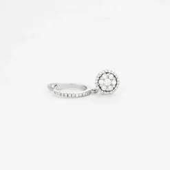 Boucles d’oreilles pendantes diamants or blanc