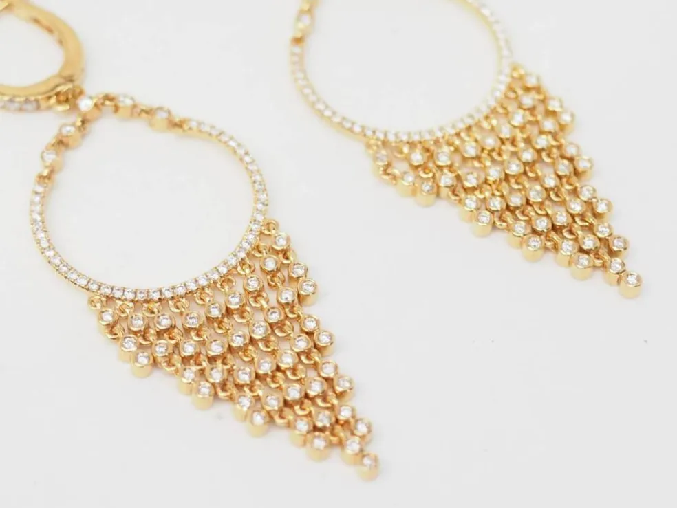 Boucles d'oreilles pendantes à pampilles en or jaune et diamants