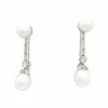 Boucles d'oreilles perles, diamants, platine, or blanc.