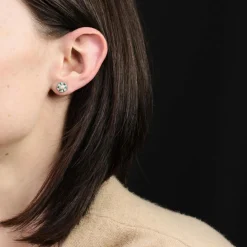 Boucles d'oreilles perles diamants et émeraudes calibrées