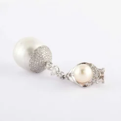 Boucles d'oreilles Perles baroques Diamants