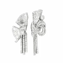 Boucles d'oreilles platine habillées de diamants