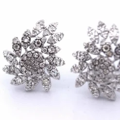 BOUCLES D'OREILLES PLATINE 14 g - DIAMANTS 3,10 CT