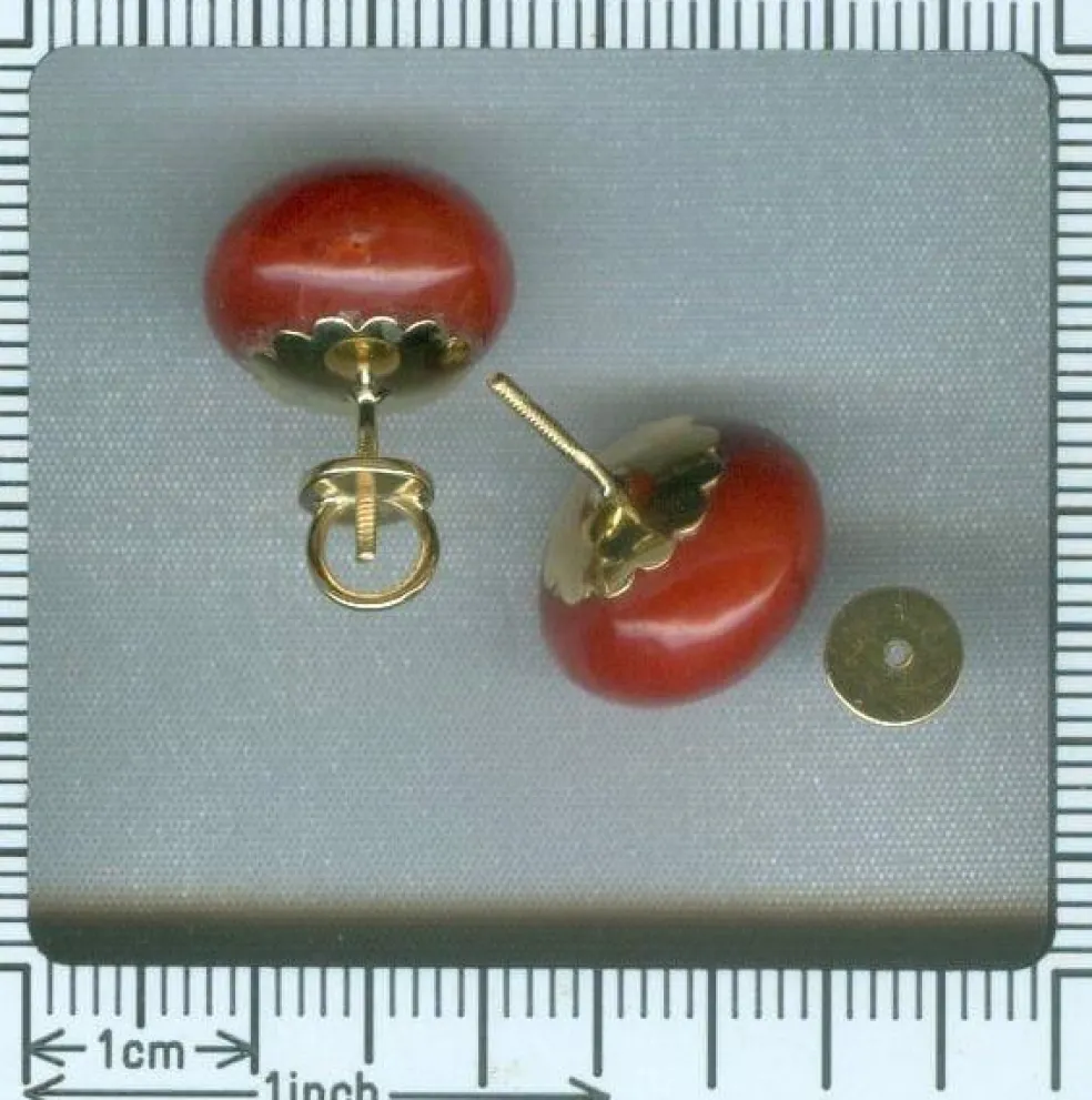 Boucles d'oreilles puces corail doré