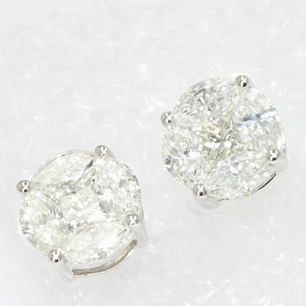 Boucles d'oreilles puces diamants or blanc