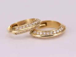 Boucles d'oreilles rond diamants or jaune 18k