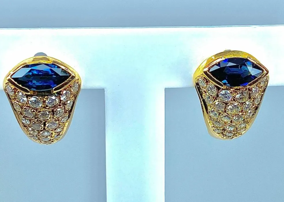 Boucles d’oreilles Saphirs navettes Diamants