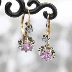 Boucles d'oreilles saphirs roses diamants dormeuses