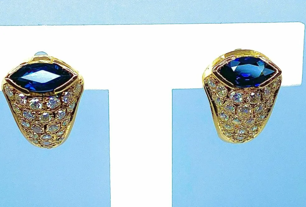 Boucles d’oreilles Saphirs navettes Diamants