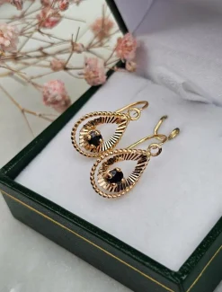 Boucles d'oreilles saphirs or rose