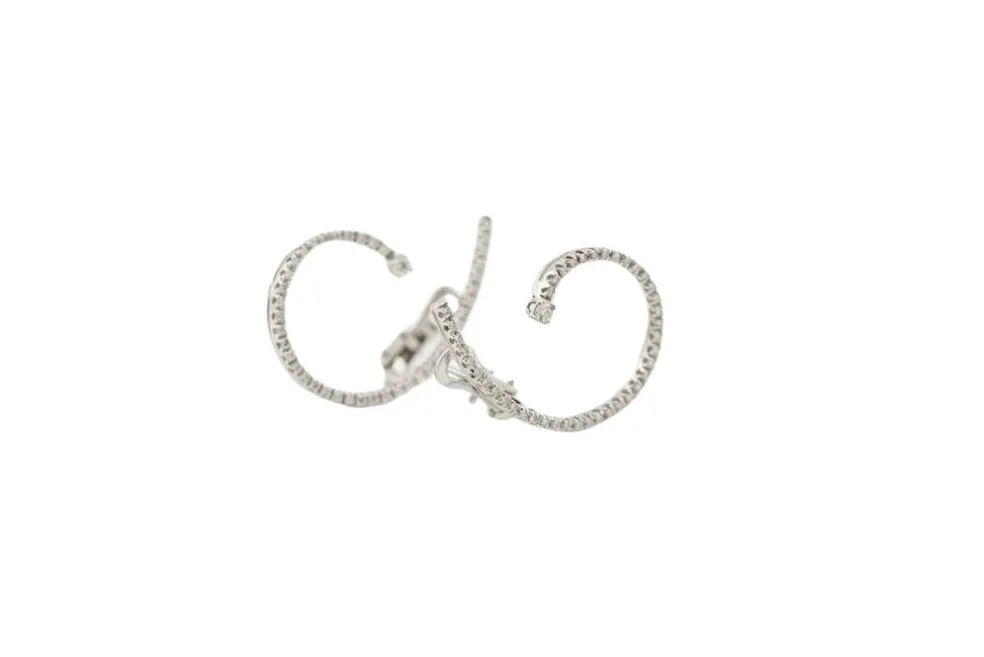 Boucles d'oreilles spirales en or blanc et diamants