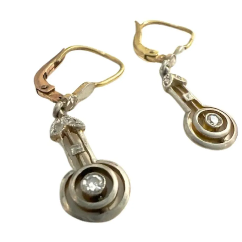 Boucles d'oreilles style Art Déco 1930-35 en or et diamants