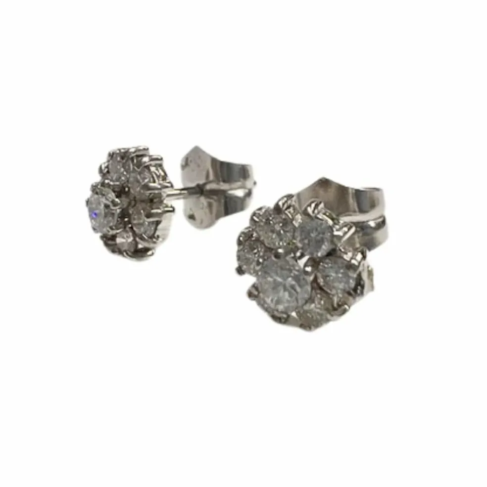 Boucles d'oreilles style or 18 ct avec diamants