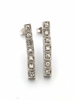 Boucles d'oreilles tennis en platine avec diamants