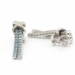 Boucles d'oreilles Topazes Diamants Or blanc